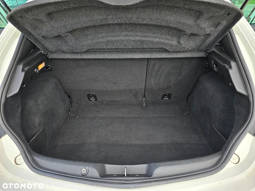 Alfa Romeo Giulietta 1.6 JTDM Distinctive - 33