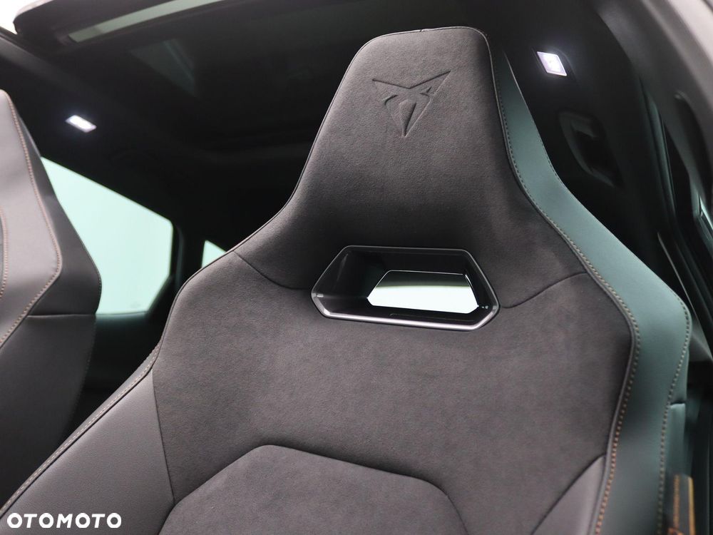 Cupra Formentor 1.5 e-Hybrid DSG VZ - 35