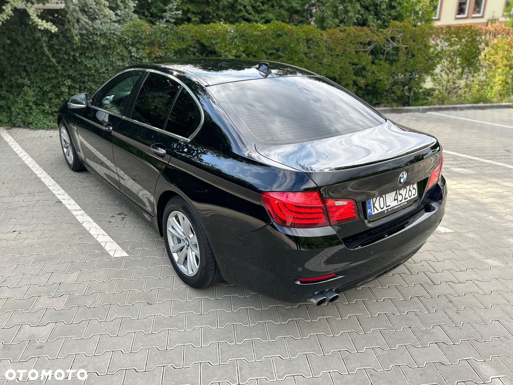 BMW Seria 5 518d Business Edition - 31