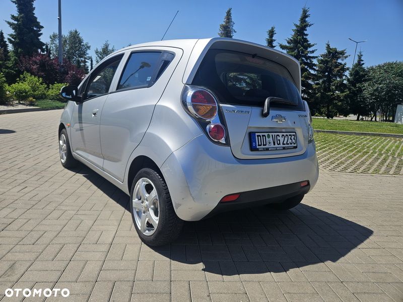 Chevrolet Spark 1.0 Base+ - 4