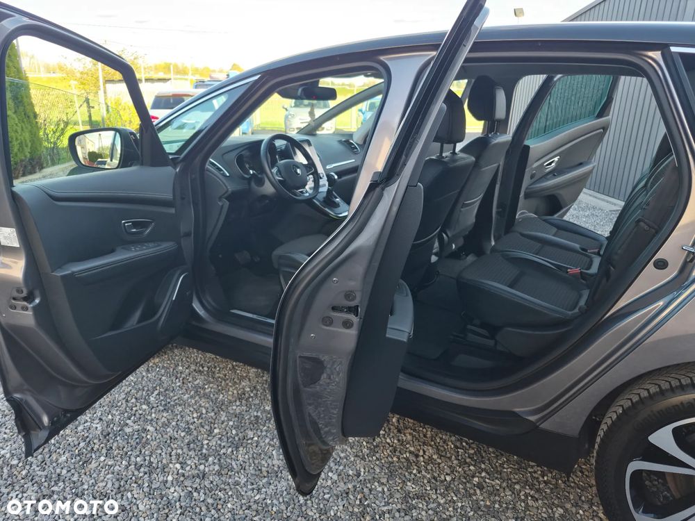 Renault Scenic TCe 140 GPF EDC BOSE EDITION - 14