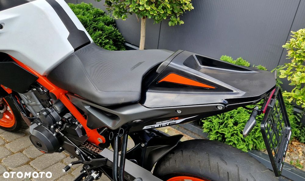 KTM DUKE 890 - 33