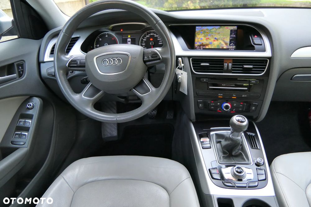 Audi A4 Avant 2.0 TDI ultra - 2