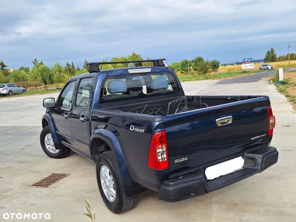 Isuzu D-Max 3.0d DC LS - 2