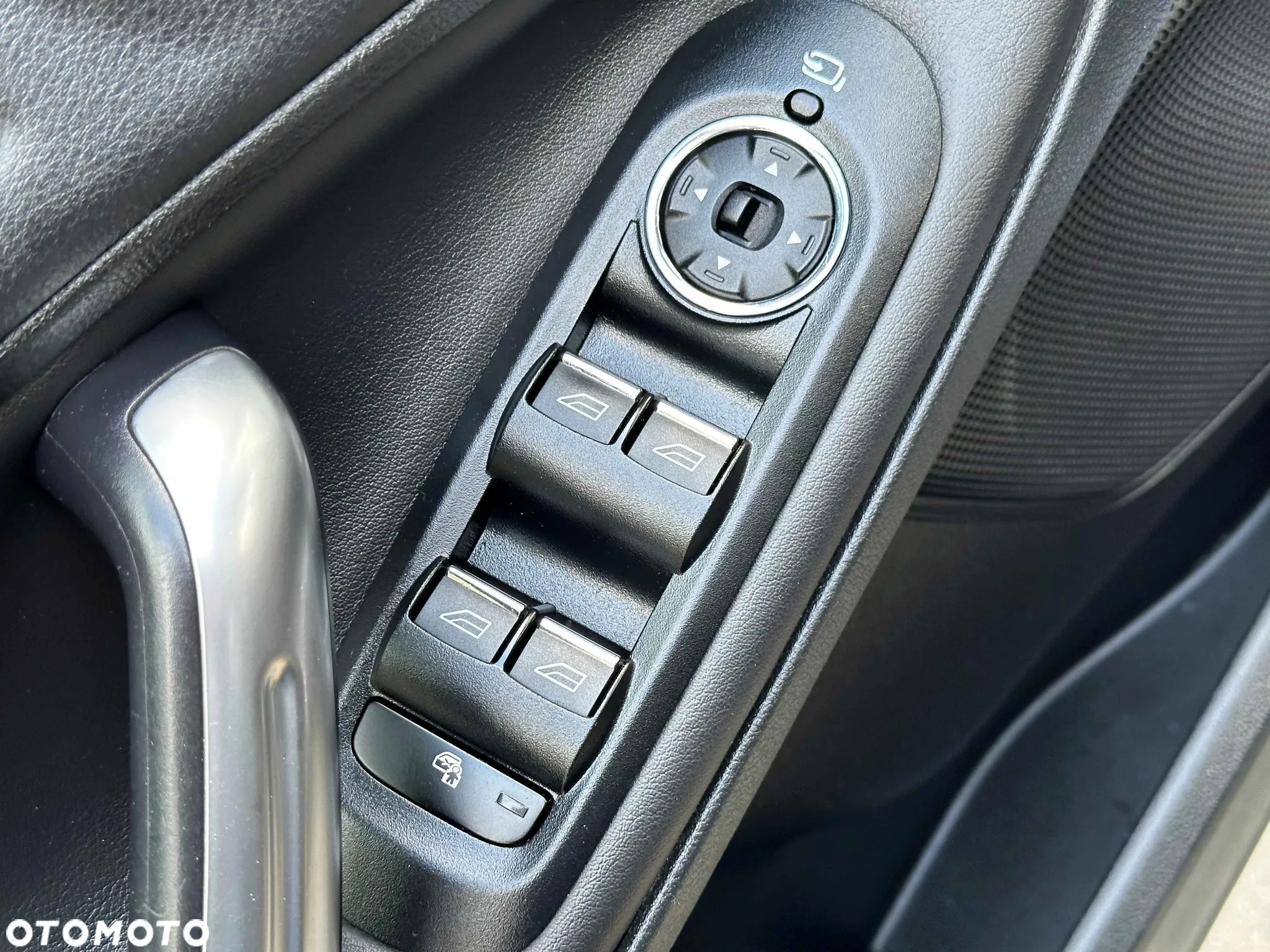 Ford S-Max 2.0 EcoBoost Titanium X - 22