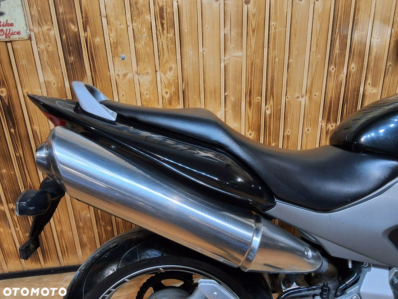 Honda Hornet - 5
