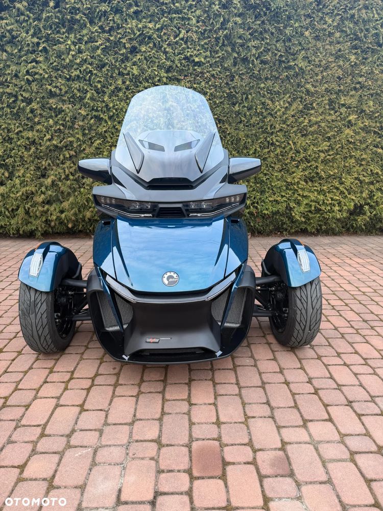 Can-Am Spyder - 3