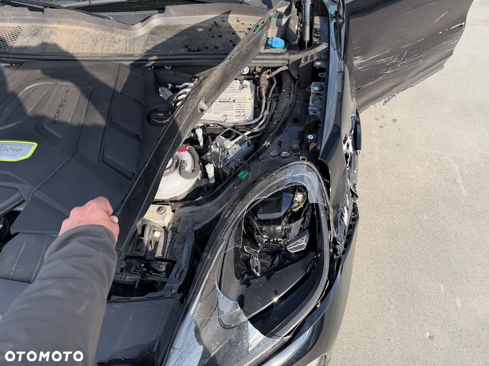 Porsche Cayenne E-Hybrid Tiptronic S - 5