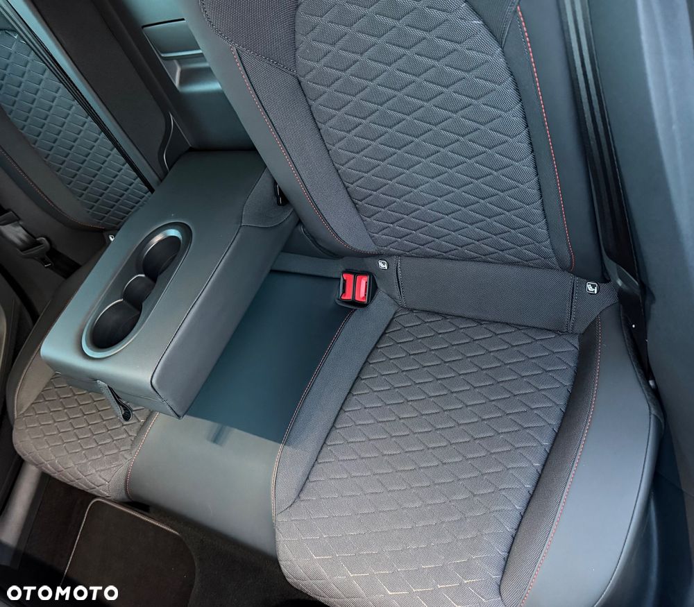 Seat Leon 1.5 e-Hybrid DSG FR Black Edition - 16