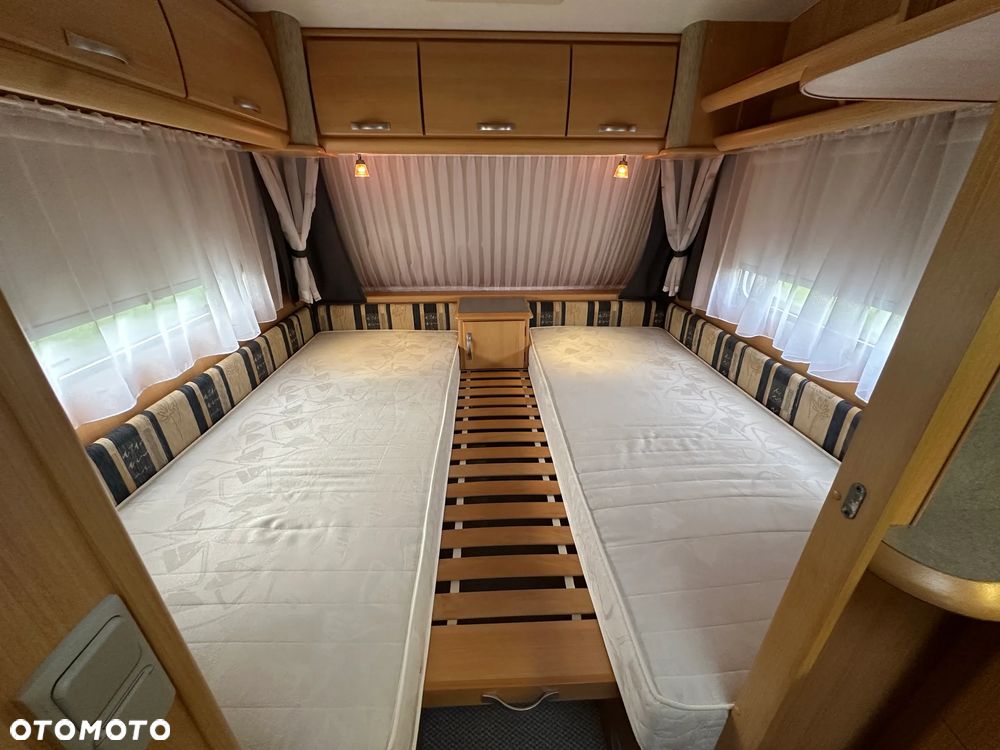 TEC 430 TRAVEL KING z napędem i przedsionkiem Isabella. - 36