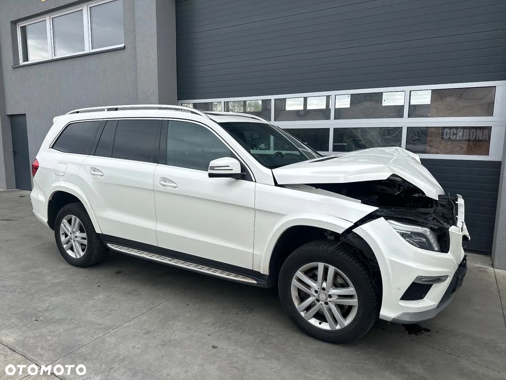 Mercedes-Benz GL - 4