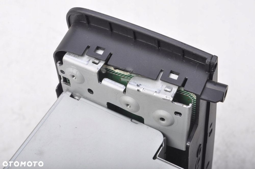 MERCEDES W176 RADIO NAWIGACJA A2469000516 - 13