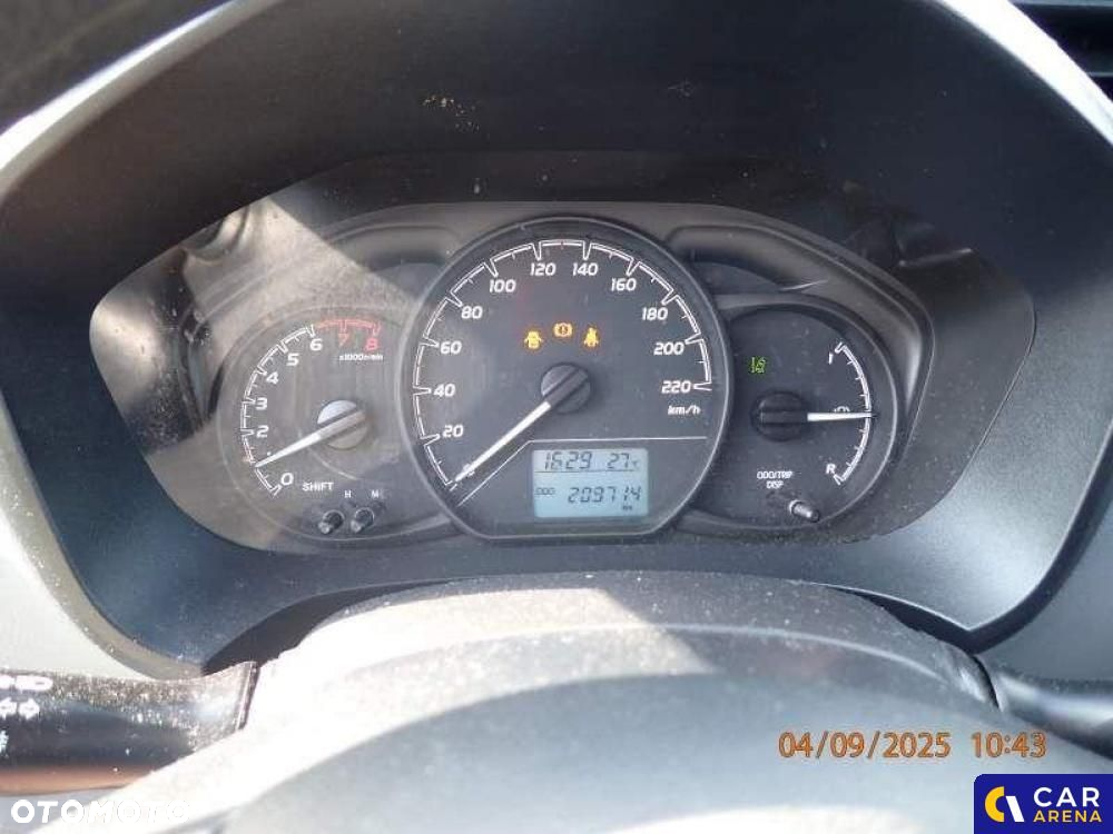 Toyota Yaris 1.5 Active - 11