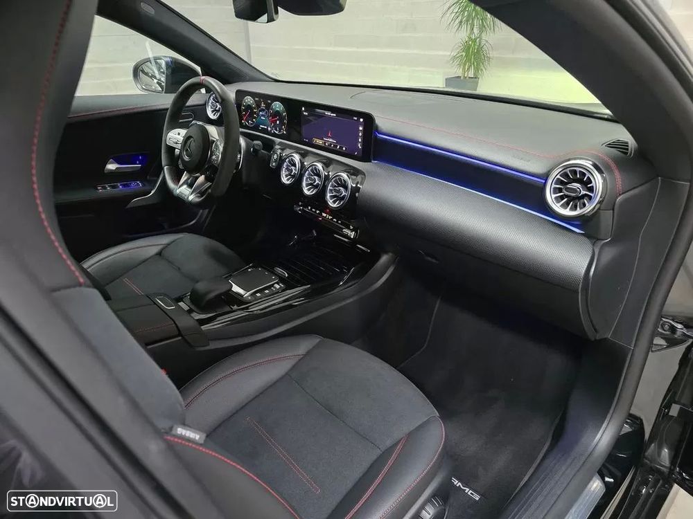 Mercedes-Benz CLA 45 AMG S Shooting Brake 4Matic+ - 11