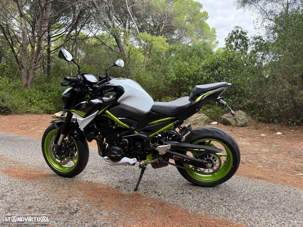 Kawasaki Z 900 - 10