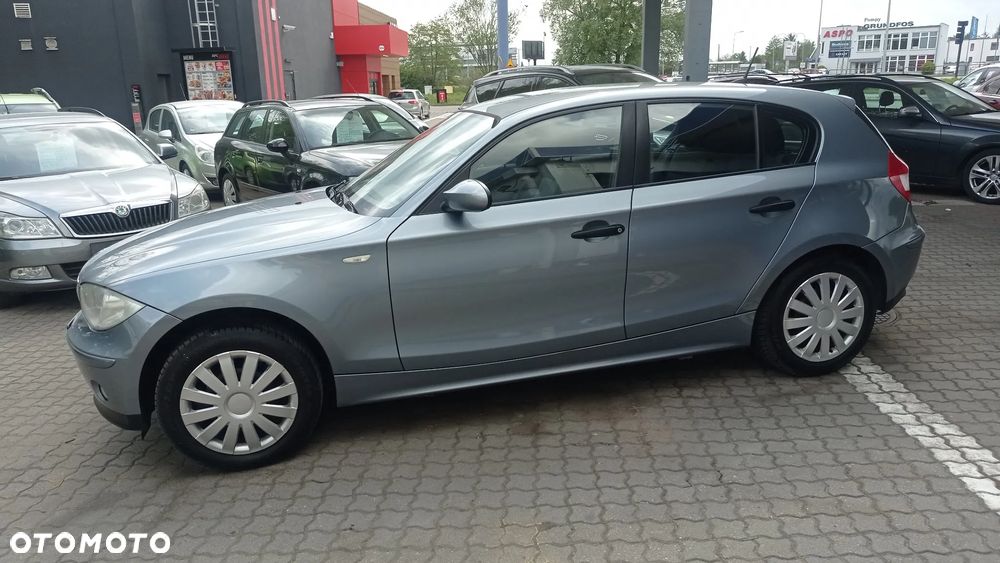 BMW Seria 1 - 22