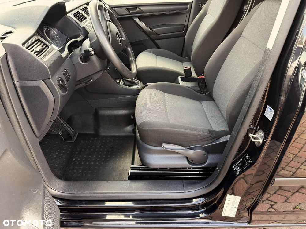 Volkswagen Caddy 2,0 Przedłużony - 23