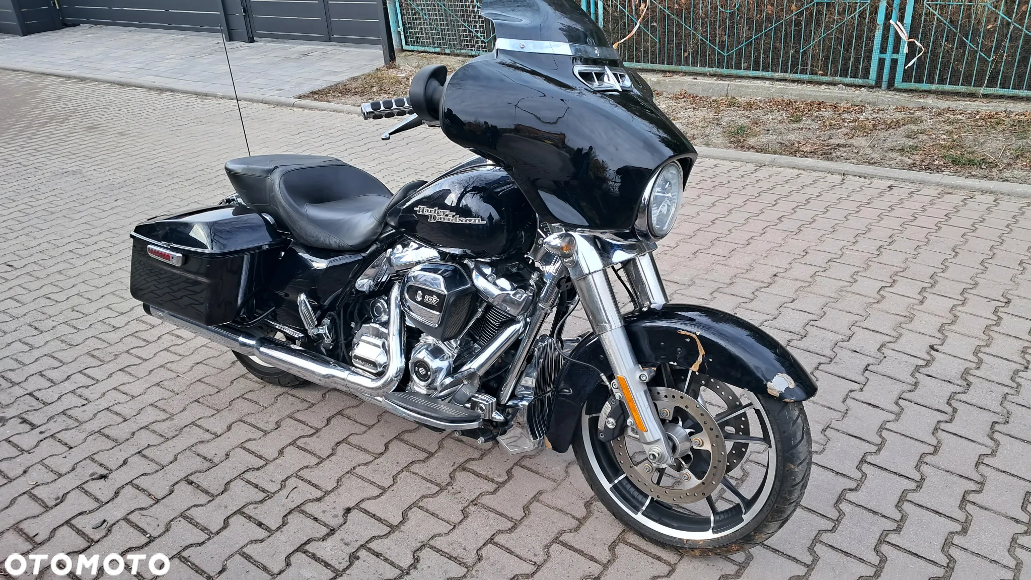 Harley-Davidson Touring Street Glide - 4