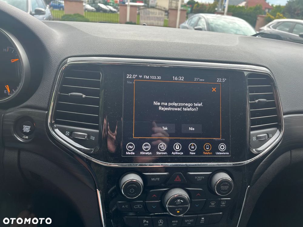 Jeep Grand Cherokee 3.6 V6 Pentastar 4WD Automatik Laredo - 35