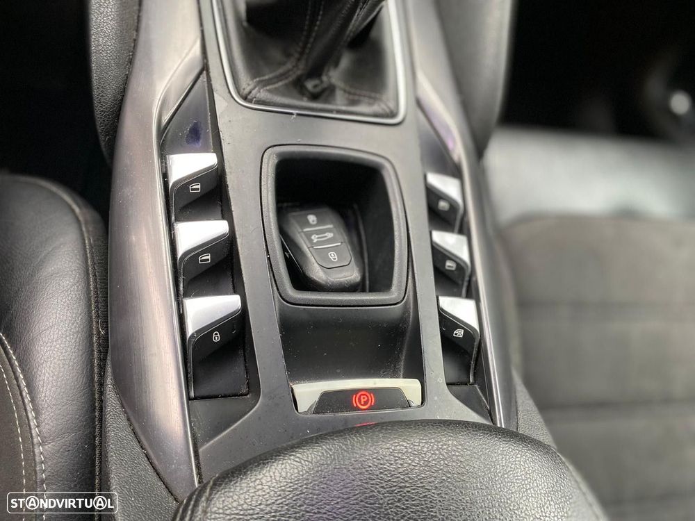 Citroën DS5 1.6 BlueHDi Chic - 16