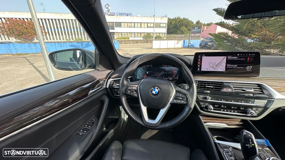 BMW 520 d Line Luxury Auto - 26