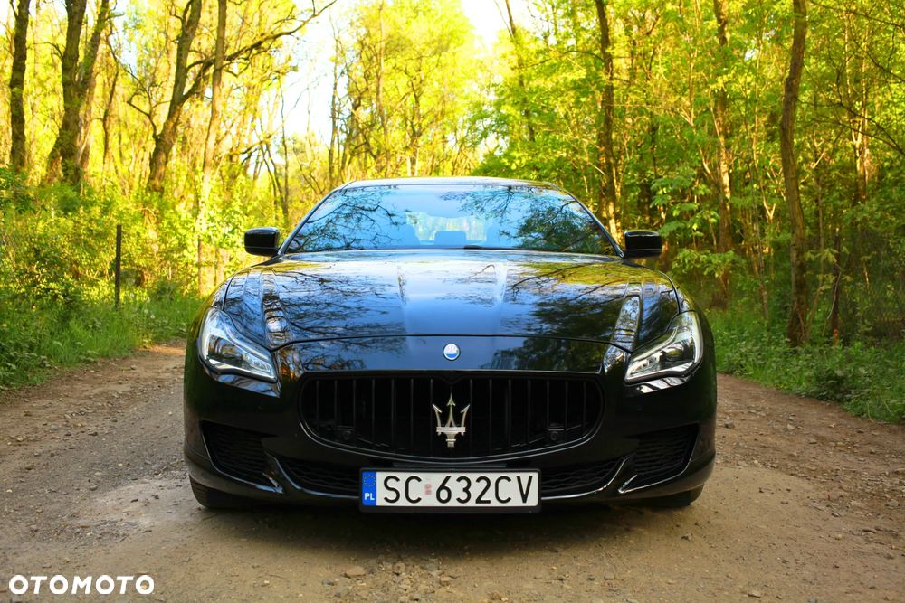 Maserati Quattroporte - 5