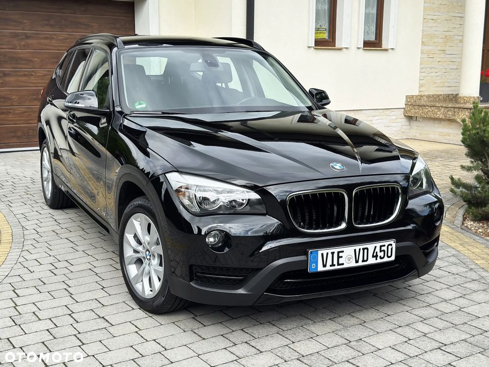 BMW X1 xDrive18d Sport Line - 1