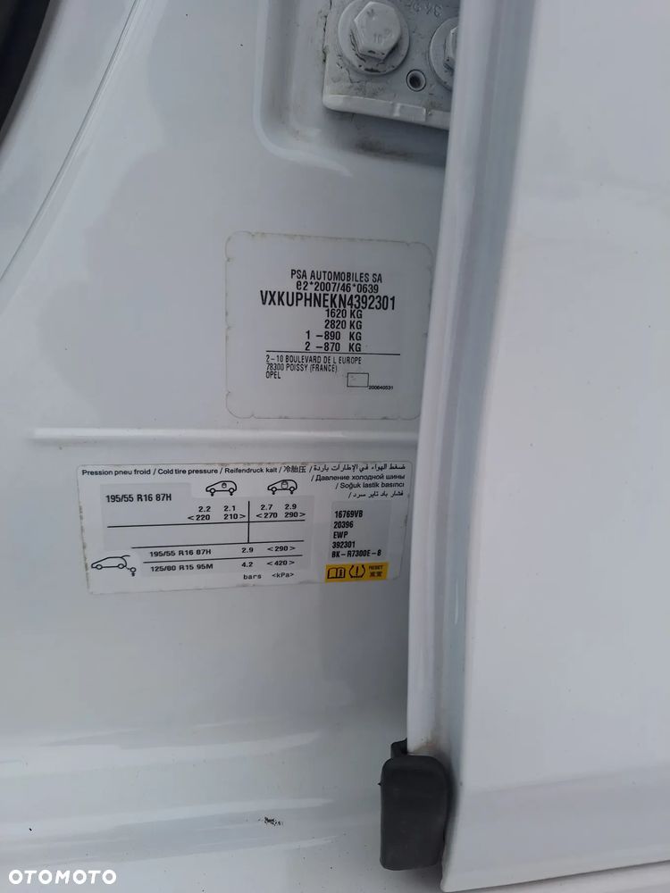 Opel Corsa 1.2 Direct Injection Turbo Start/Stop Edition - 24