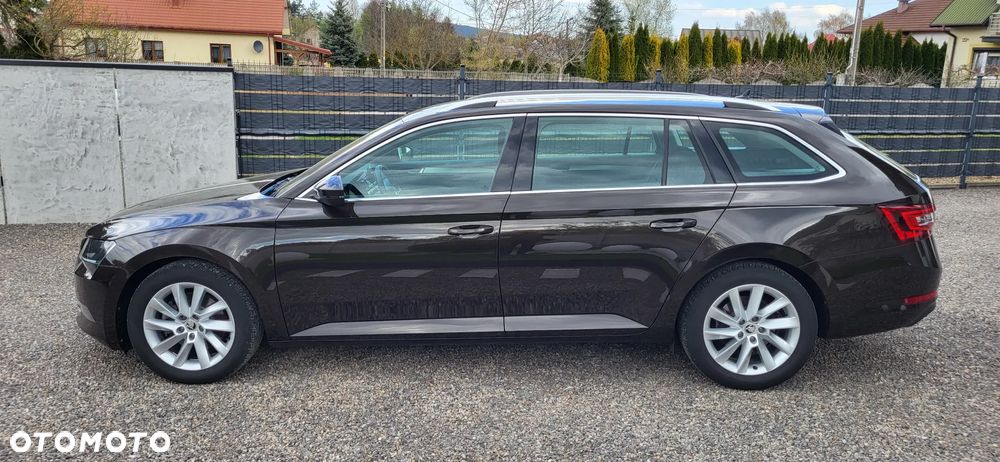 Skoda Superb 2.0 TDI Ambition DSG - 10