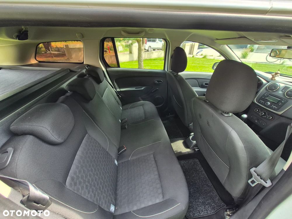 Dacia Logan 1.2 16V 75 Ambiance - 10