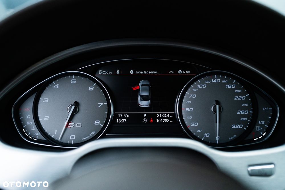 Audi S8 4.0 TFSI Quattro - 33