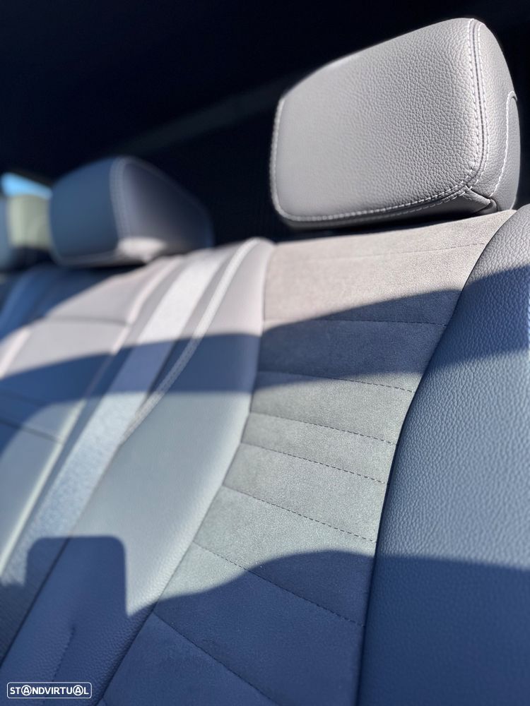 Mercedes-Benz E 300 de AMG Line - 36