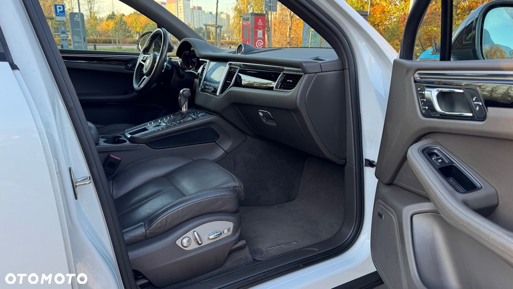 Porsche Macan PDK - 16
