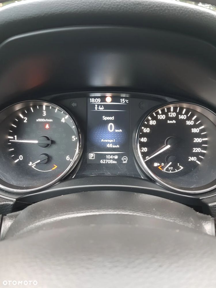 Nissan Qashqai 1.6 DCi Acenta Xtronic - 32