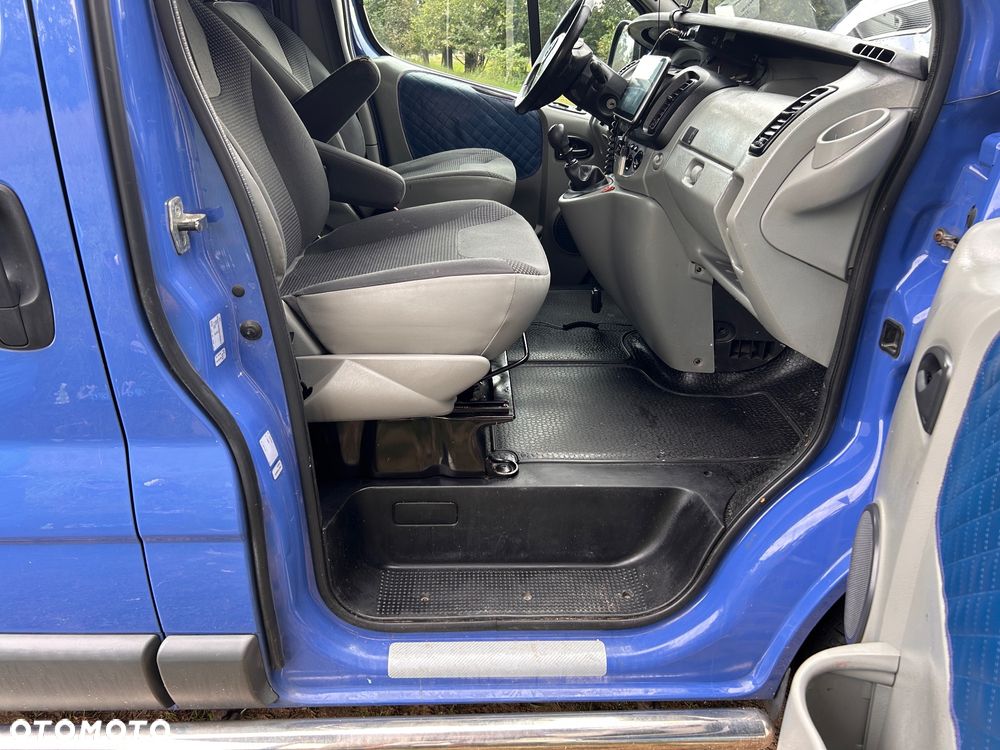 Opel Vivaro - 20