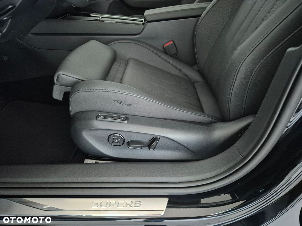 Skoda Superb 2.0 TDI SCR 4x4 L&K DSG - 23