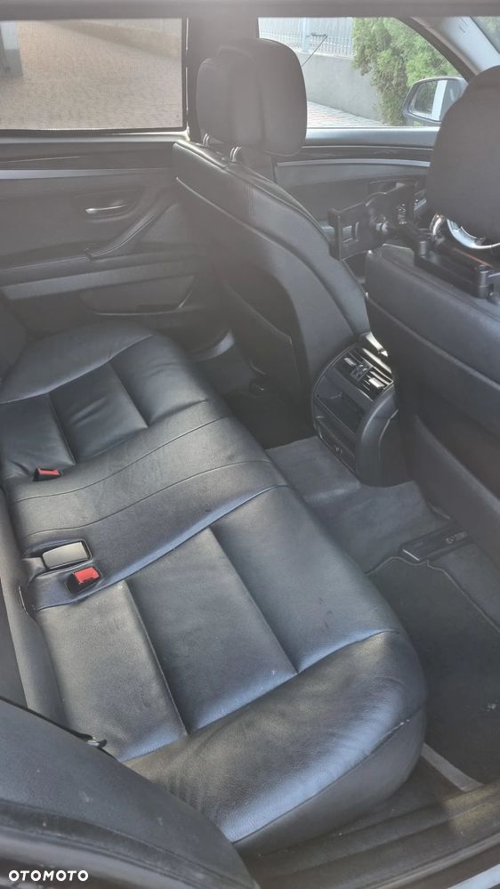 BMW Seria 5 520d Touring - 14