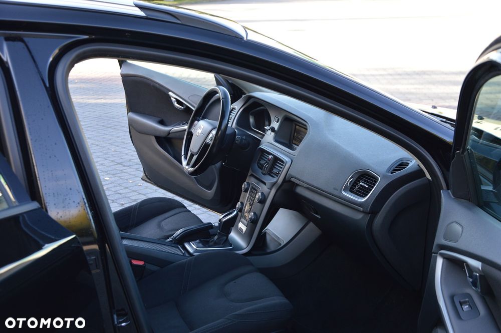Volvo V40 Cross Country T4 AWD Geartronic Kinetic - 25