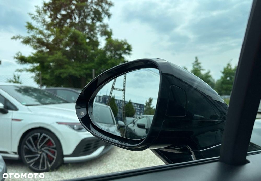 Porsche Panamera - 11