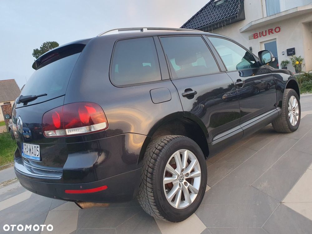 Volkswagen Touareg - 2