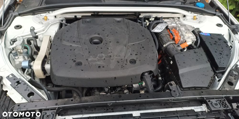 Volvo S60 T8 AWD Plug-In Hybrid Polestar Engineered R-Design - 37