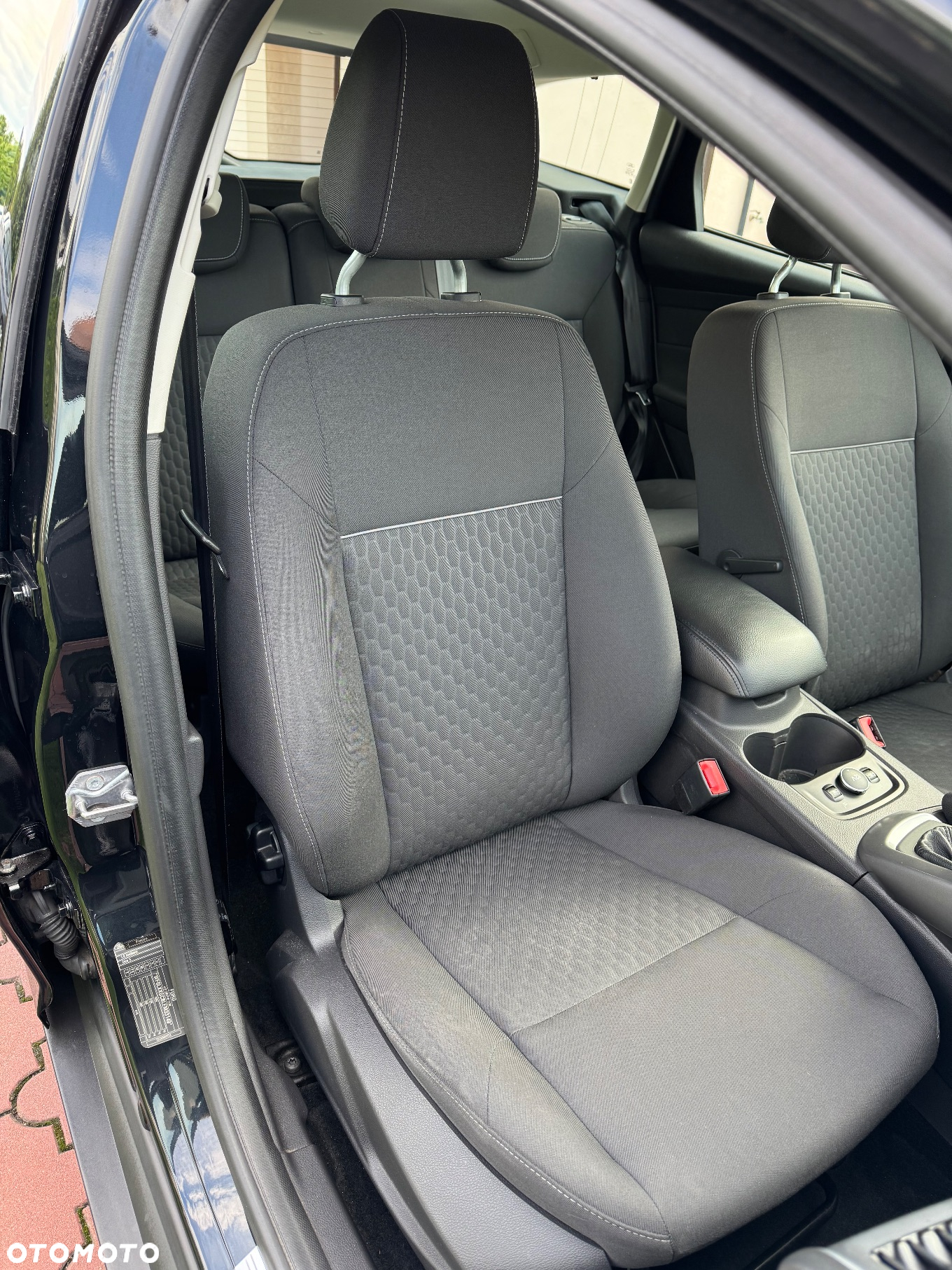 Ford Focus Turnier 1.0 EcoBoost Start-Stopp-System SYNC Edition - 12