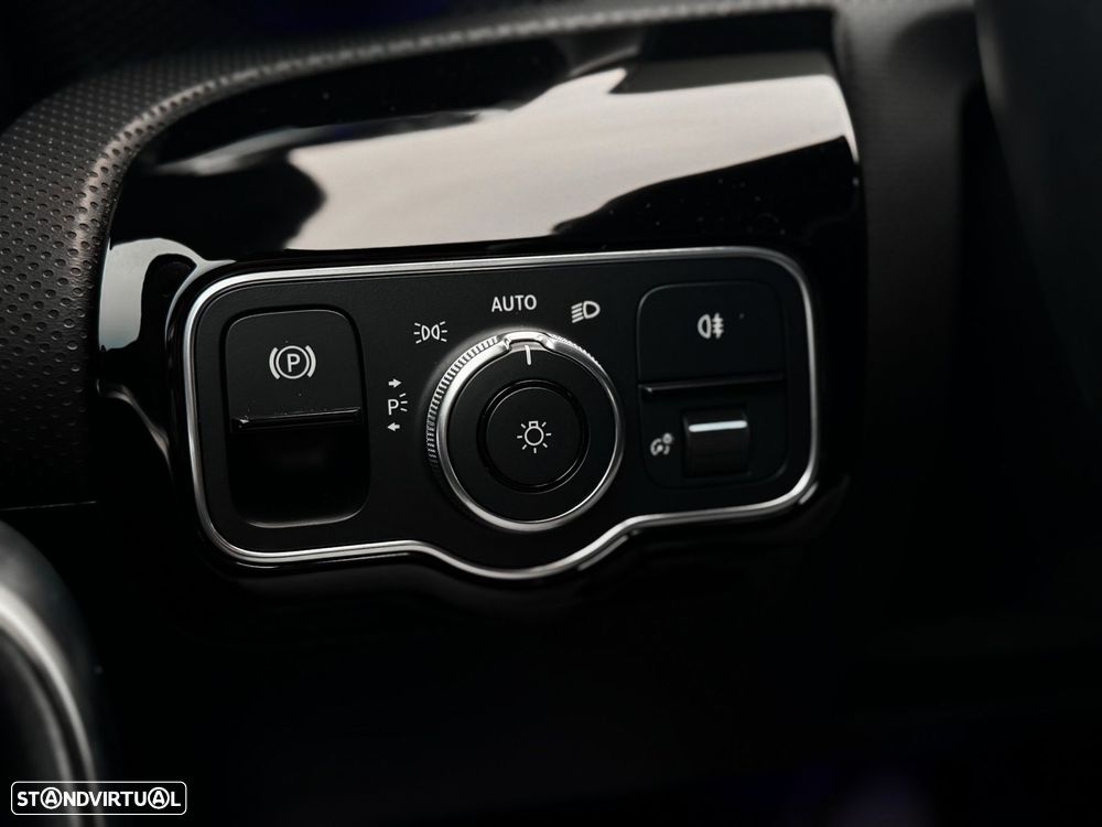 Mercedes-Benz A 250 e Progressive - 26