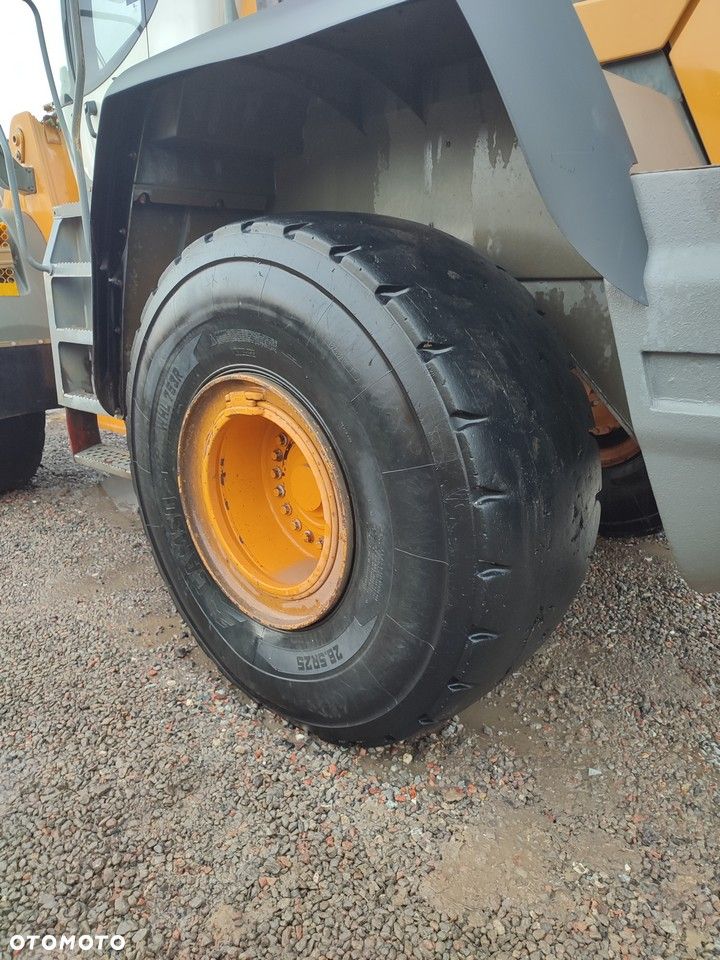 Liebherr L 566 2PLUS2 - 10