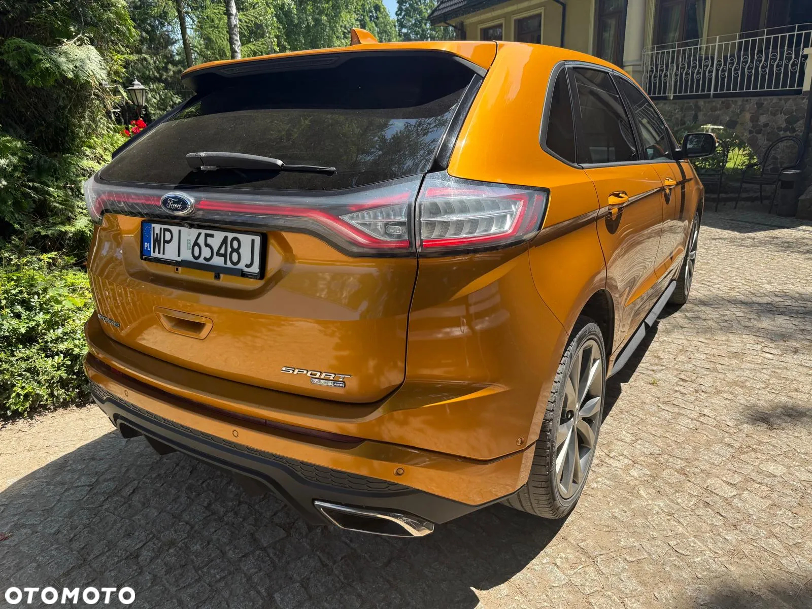 Ford Edge - 8