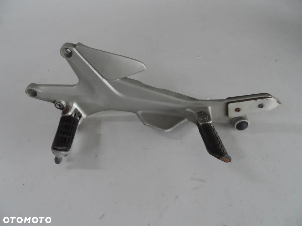 HONDA CBF 600 S 2004r set L podnóżek kierowcy i pasażera