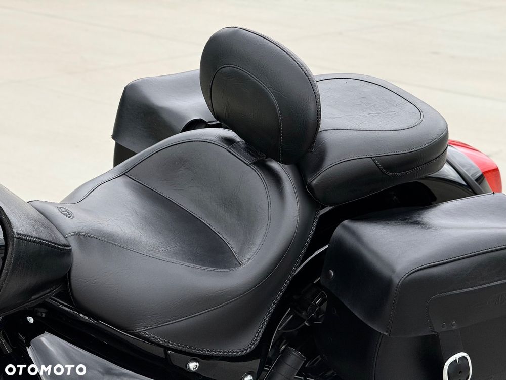 Suzuki VL 800 Volusia - Boulevard C50 - 27