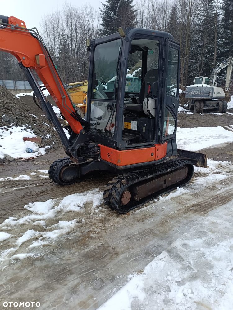 Hitachi ZX38 - 5