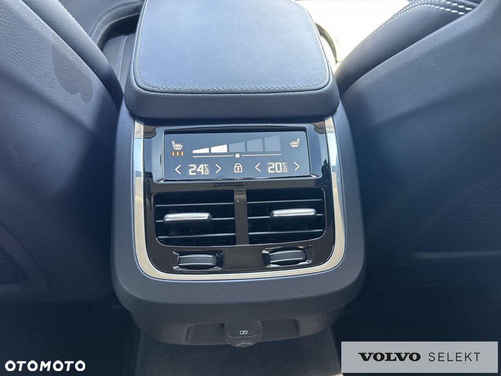 Volvo S90 - 33