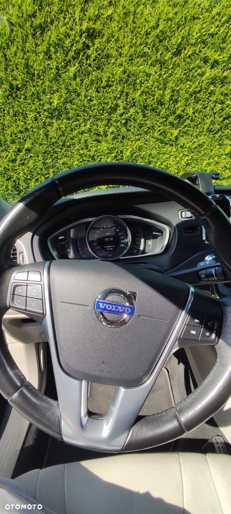 Volvo V40 T3 Summum - 13